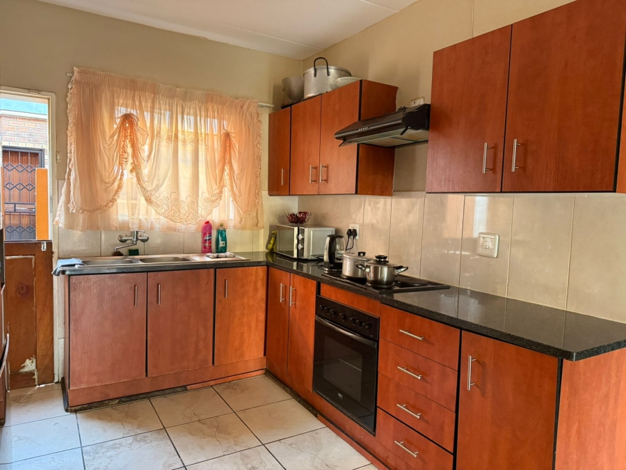 3 Bedroom Property for Sale in Waterval East North West